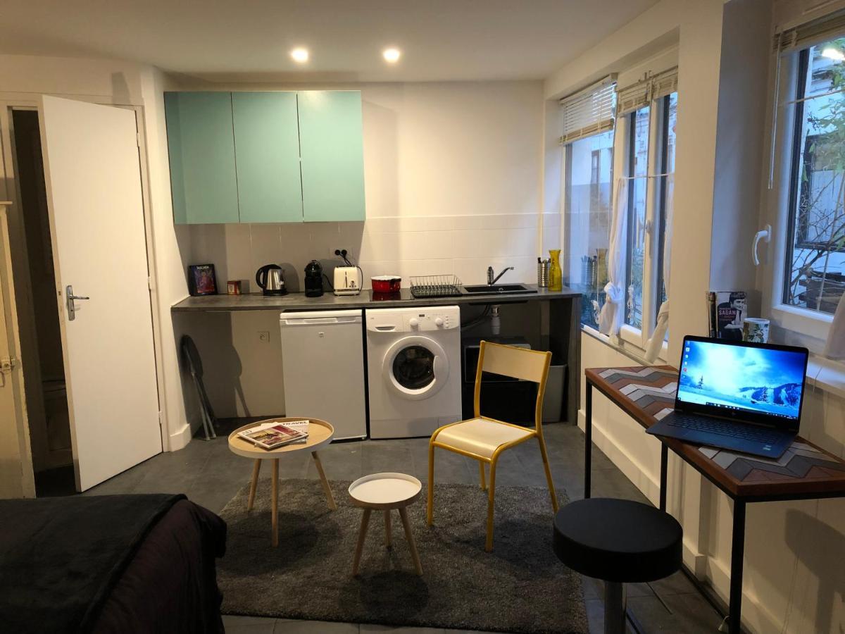 Cite Pilleux - Charming Studio In A Flowery Pedestrian Lane باريس المظهر الخارجي الصورة
